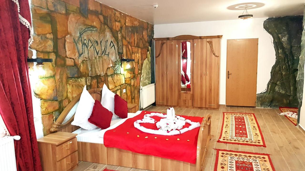 Pensiunea Dracula & Spa Căpăţîneni-Ungureni Dış mekan fotoğraf