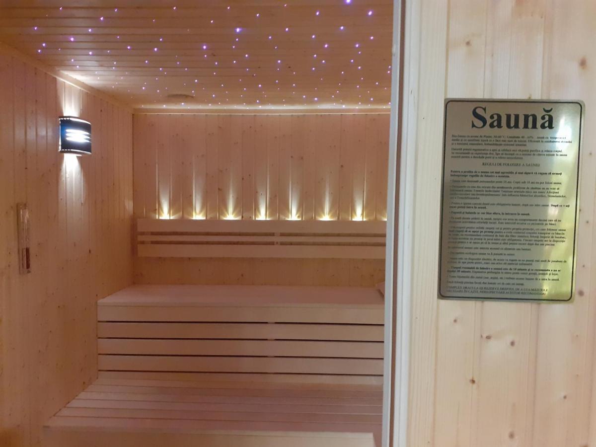 Pensiunea Dracula & Spa Căpăţîneni-Ungureni Dış mekan fotoğraf