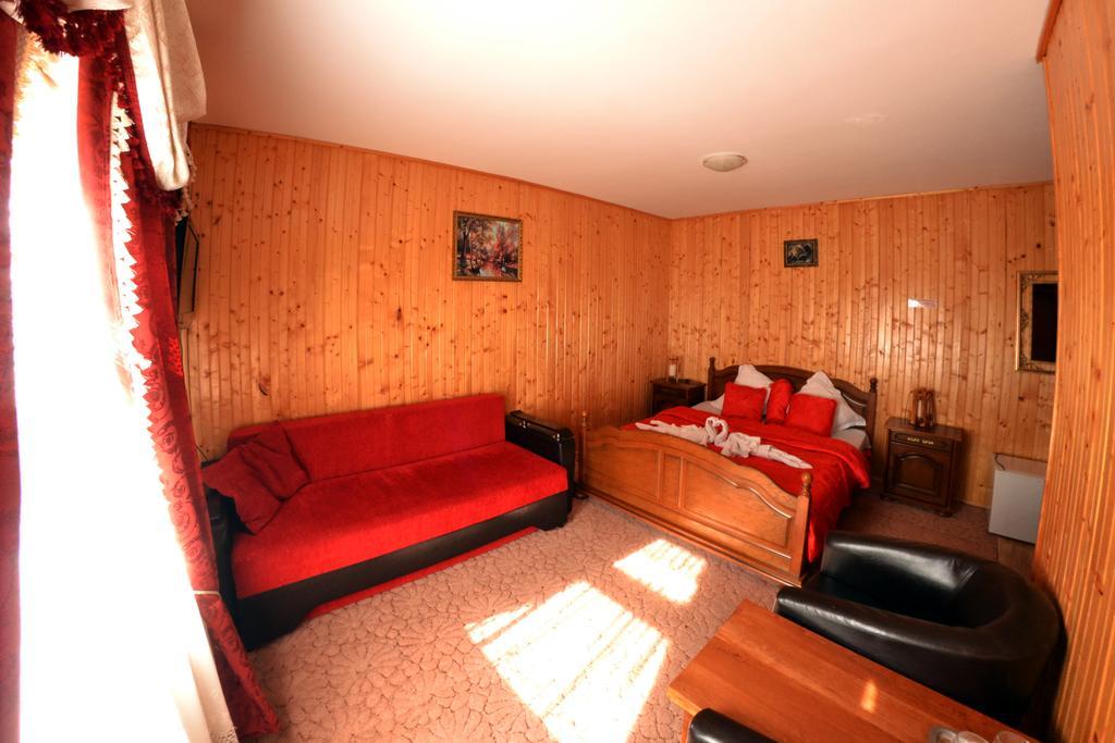 Pensiunea Dracula & Spa Căpăţîneni-Ungureni Oda fotoğraf