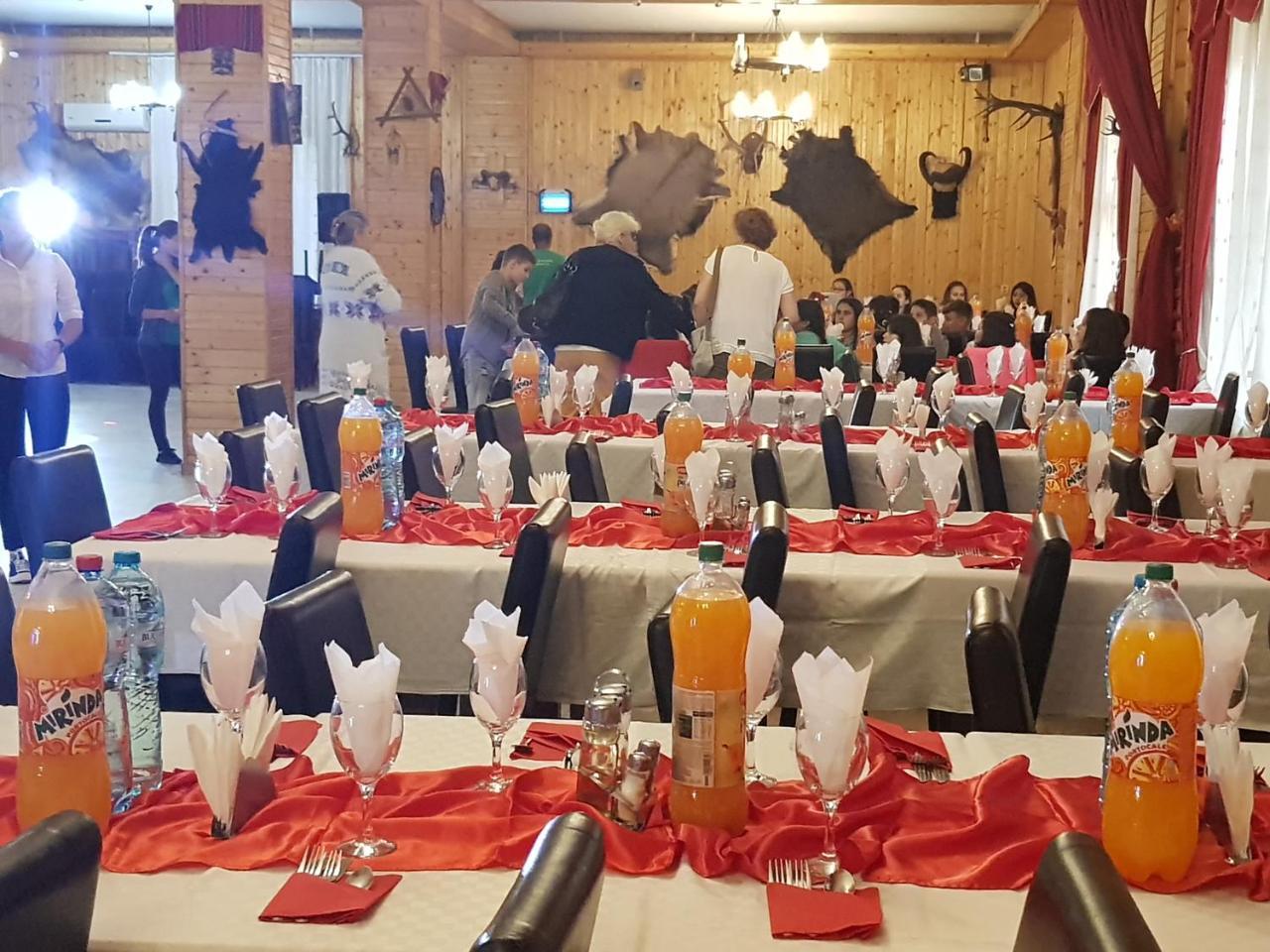 Pensiunea Dracula & Spa Căpăţîneni-Ungureni Dış mekan fotoğraf